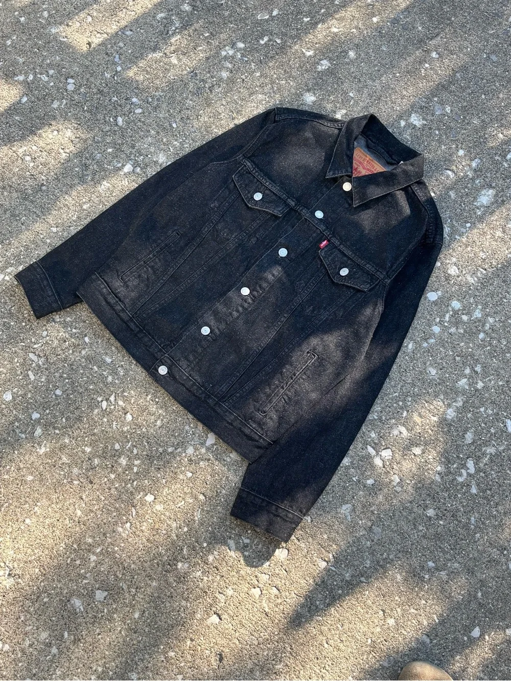Levi’s Trucker Jacket – Men’s Small – Black Washed Denim